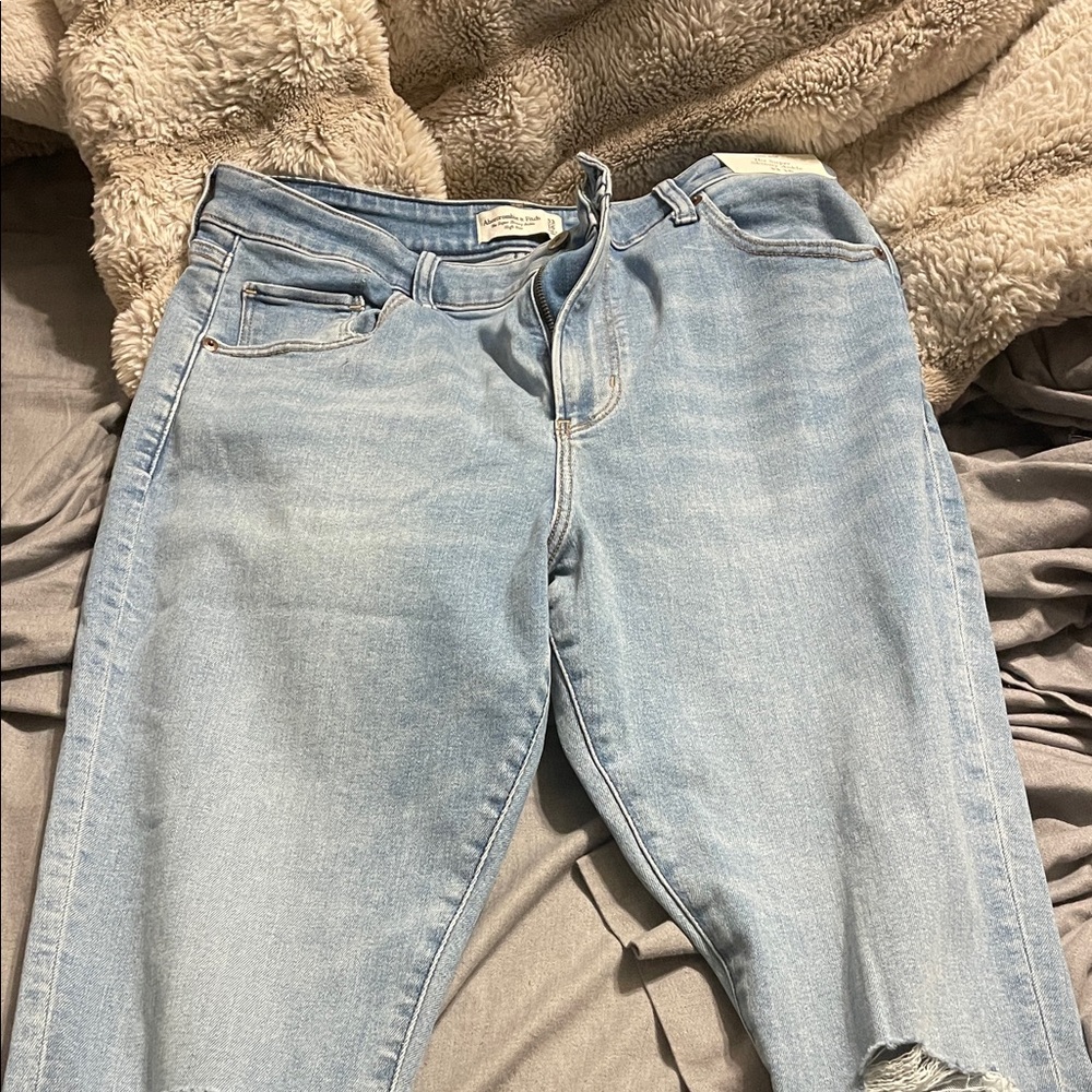 Abercrombie and fitch super skinny ankle jeans